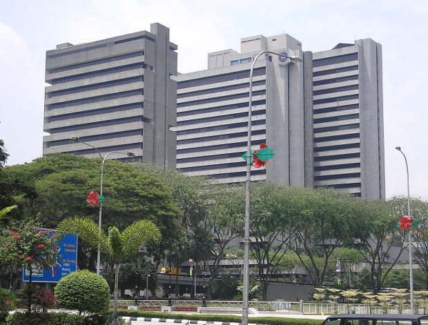 Central_Bank_of_Malaysia_headquarters,_Kuala_Lumpur